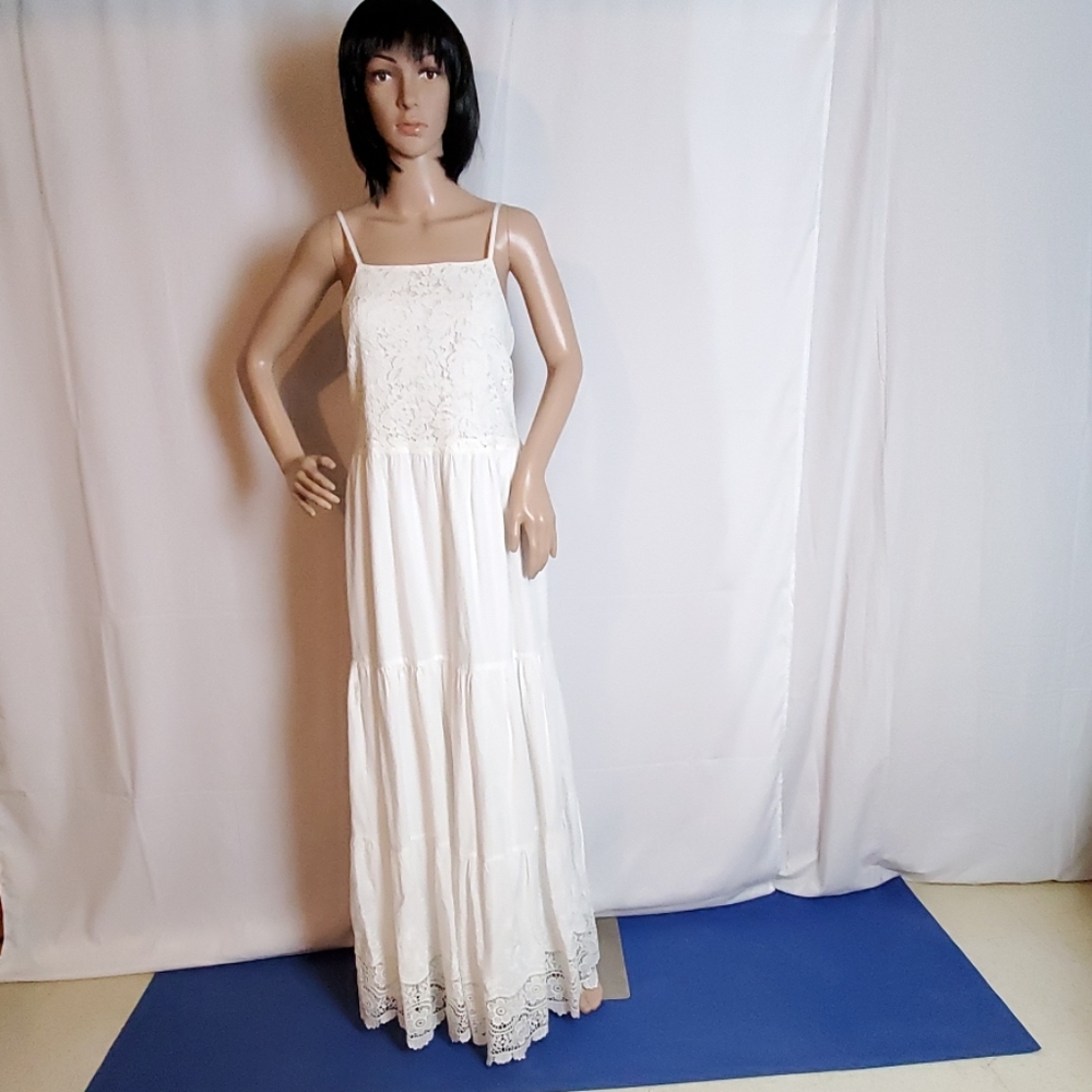 Nanette Lepore Scalloped Crochet Hem Dress…